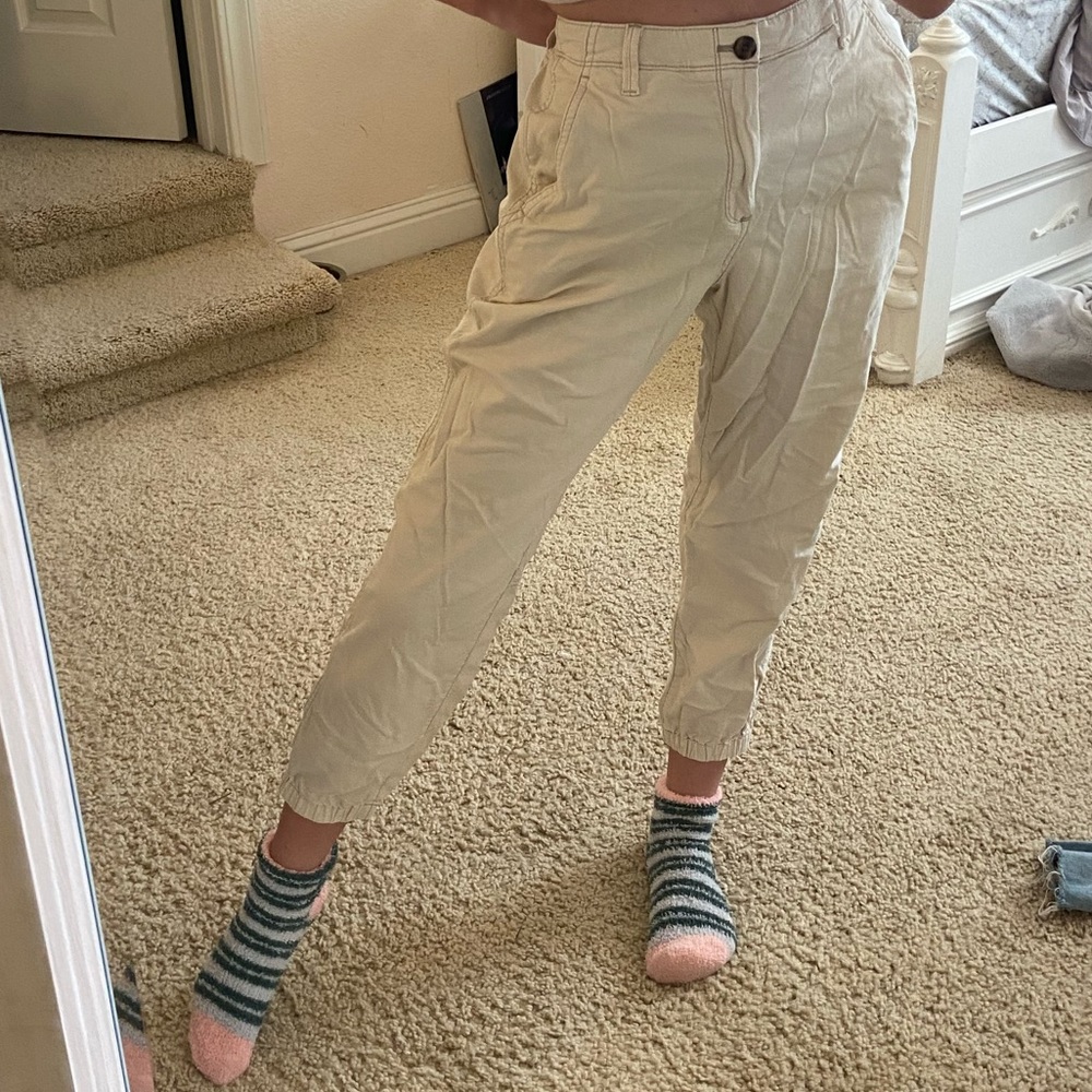 Vintage GAP cream cargo pants